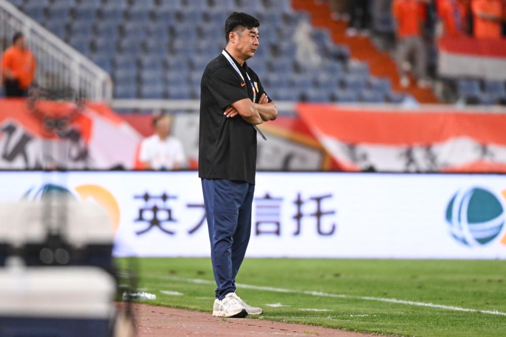 全能卫沃克足球职业生涯与核心价值解析